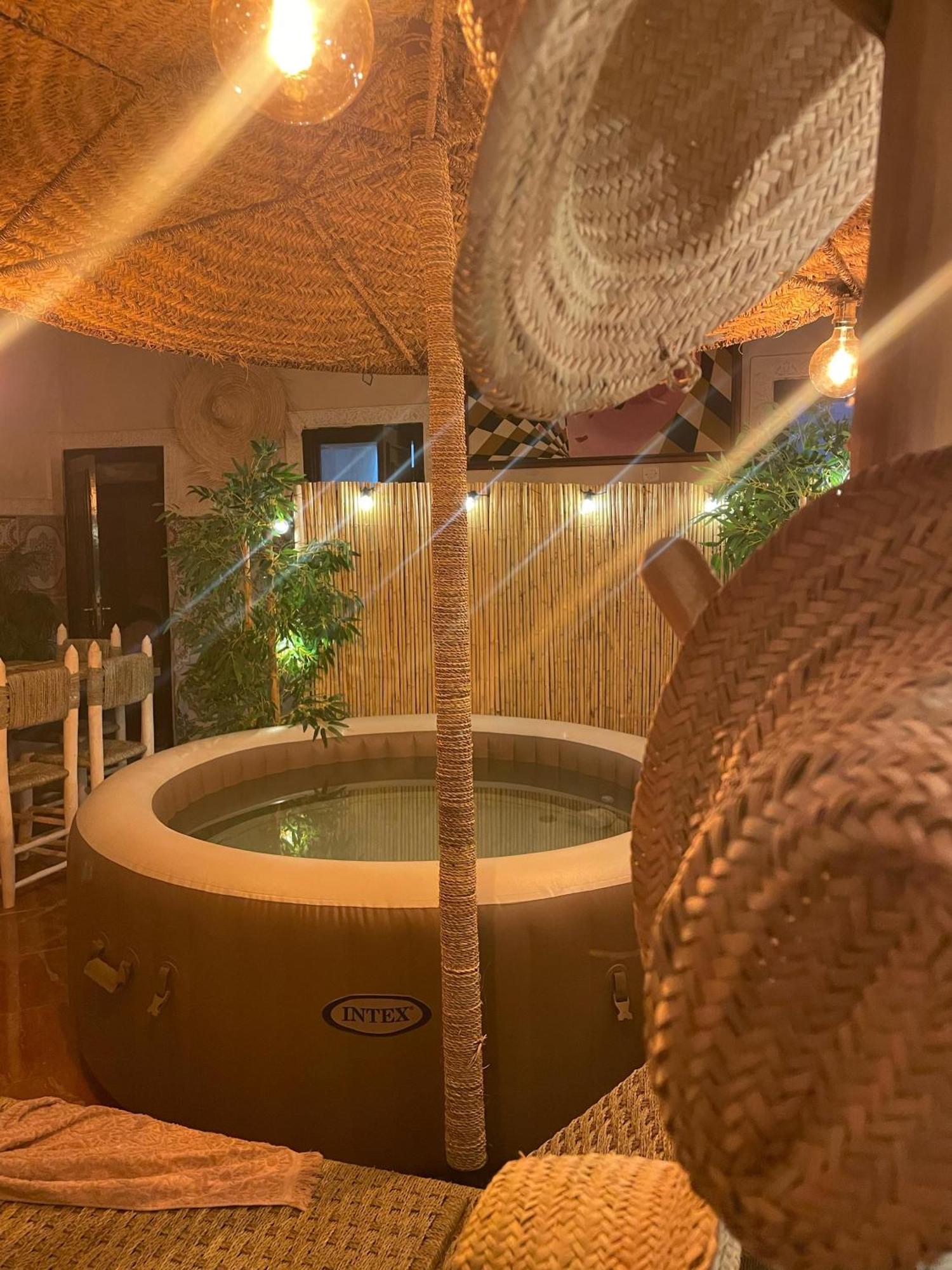 Riad Msholidays Jacuzzi Privatise Marrakech مراكش المظهر الخارجي الصورة